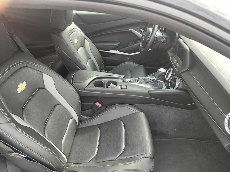 Chevrolet Camaro Turbo RS LEDER/NAVI/CARPLAY/20