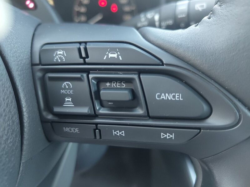 Mazda 2 Hybrid 1.5L Hybrid VVT-i 116
