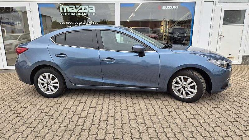 Mazda 3 SKYACTIV-G 120 Center-Line