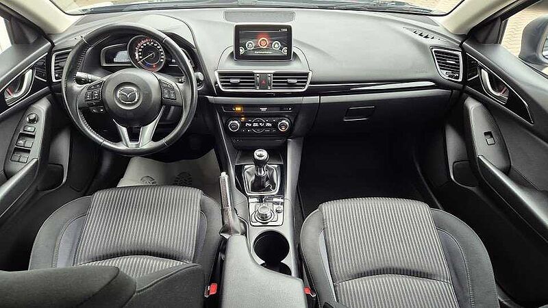 Mazda 3 SKYACTIV-G 120 Center-Line